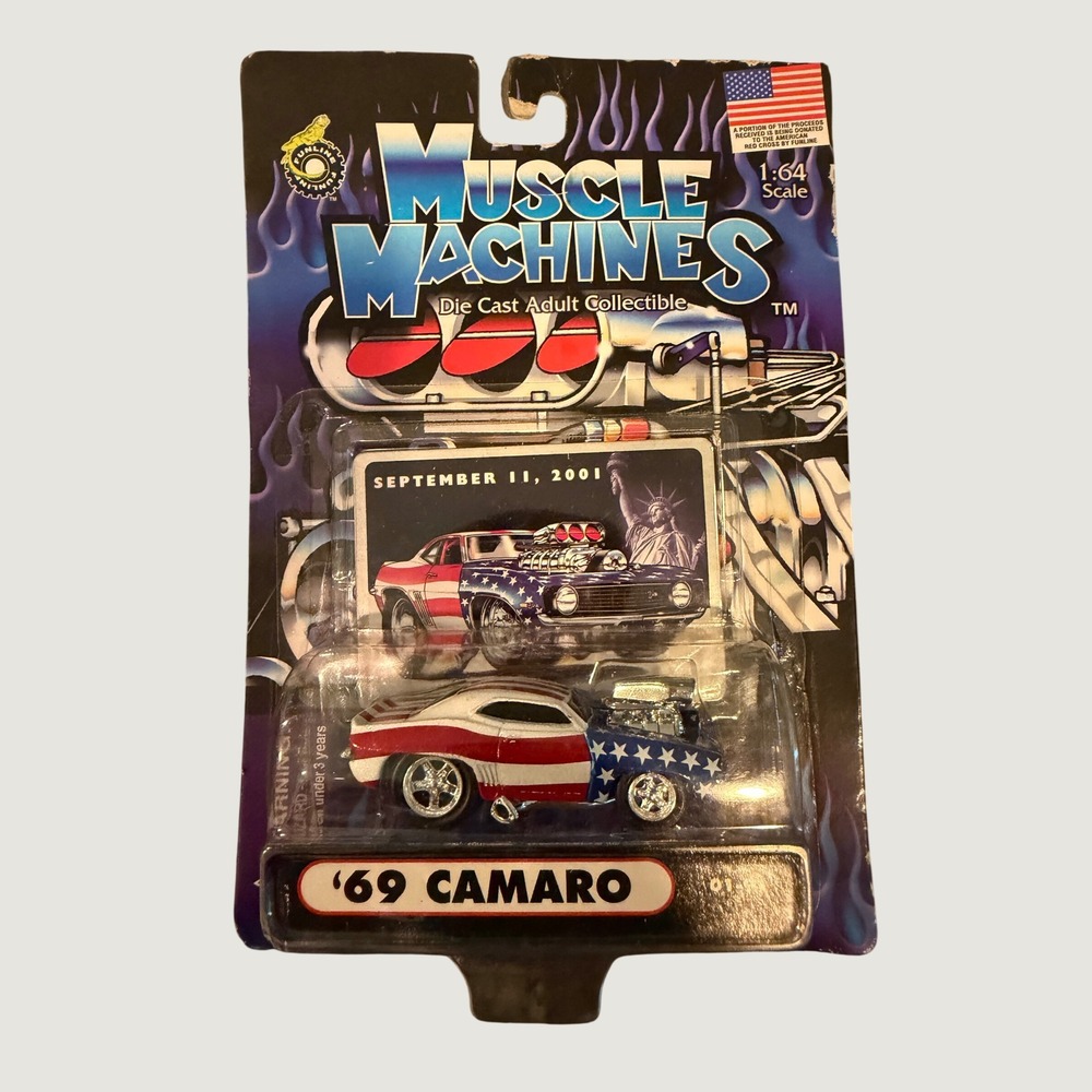 Muscle Machines 69 Camaro 1:64 Diecast 9/11 Memorial American Flag 2001 71151